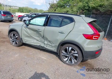 2024 Volvo Xc40 B5 Ultimate Dark Theme из США, поврежденный, VIN YV4L12UM0R2310523